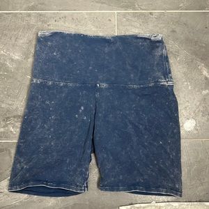 PINK shorts, yogas, very comfy, only worn once, fits XS and S